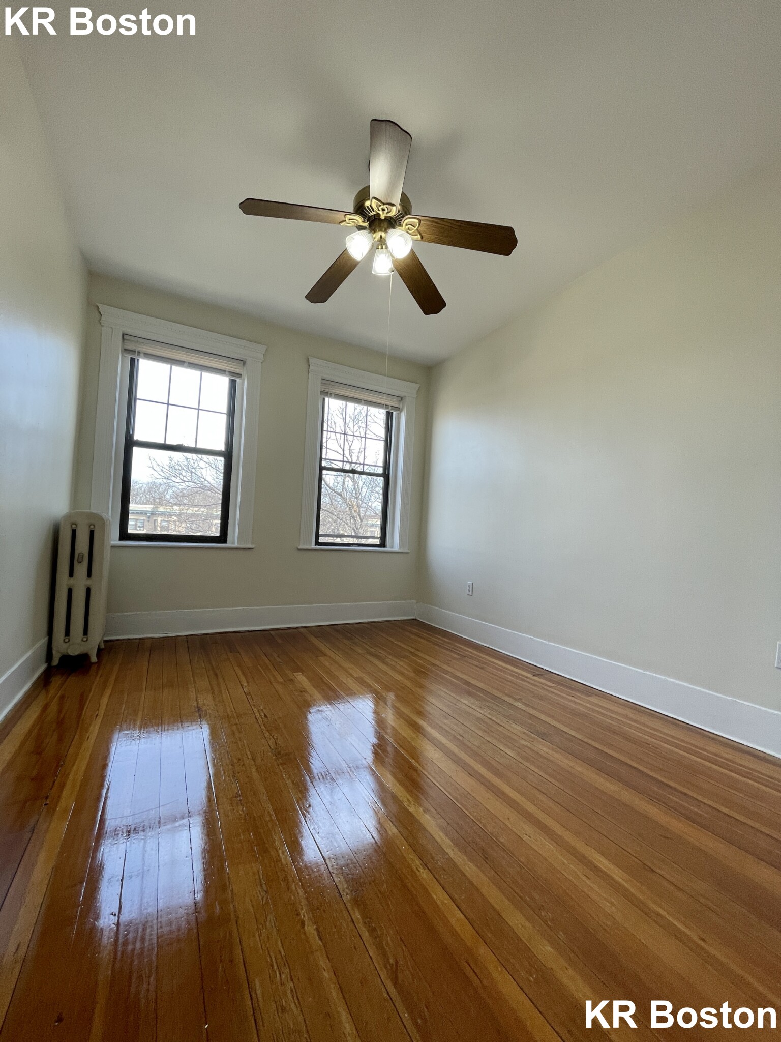 3 bed, 1 bath apartment for rent at 1415 Commonwealth Ave Unit 16, Brighton — photo 2 of 5