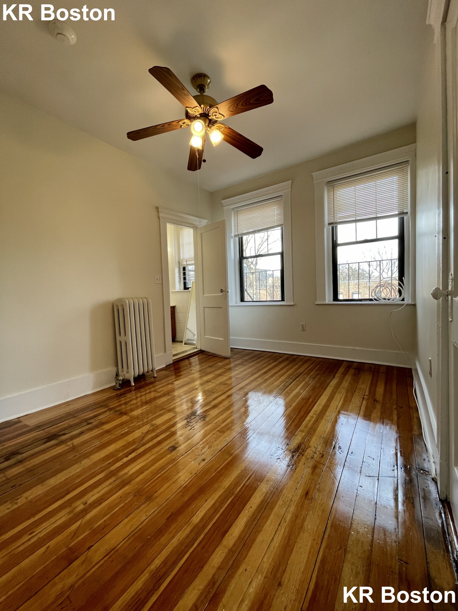 3 bed, 1 bath apartment for rent at 1415 Commonwealth Ave Unit 16, Brighton — photo 4 of 5