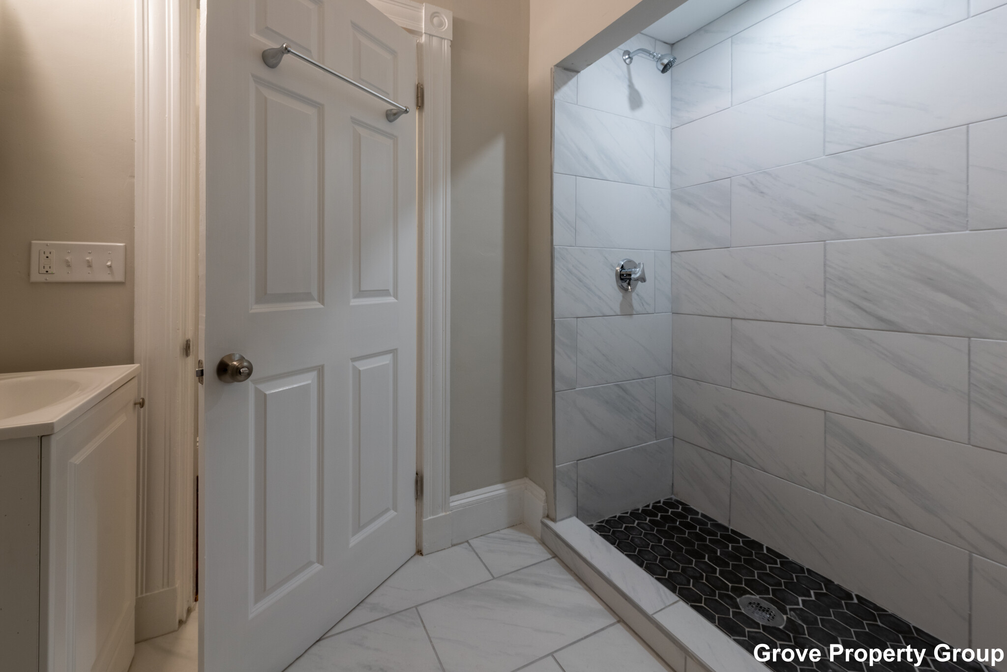 717 East 2nd St, South Boston