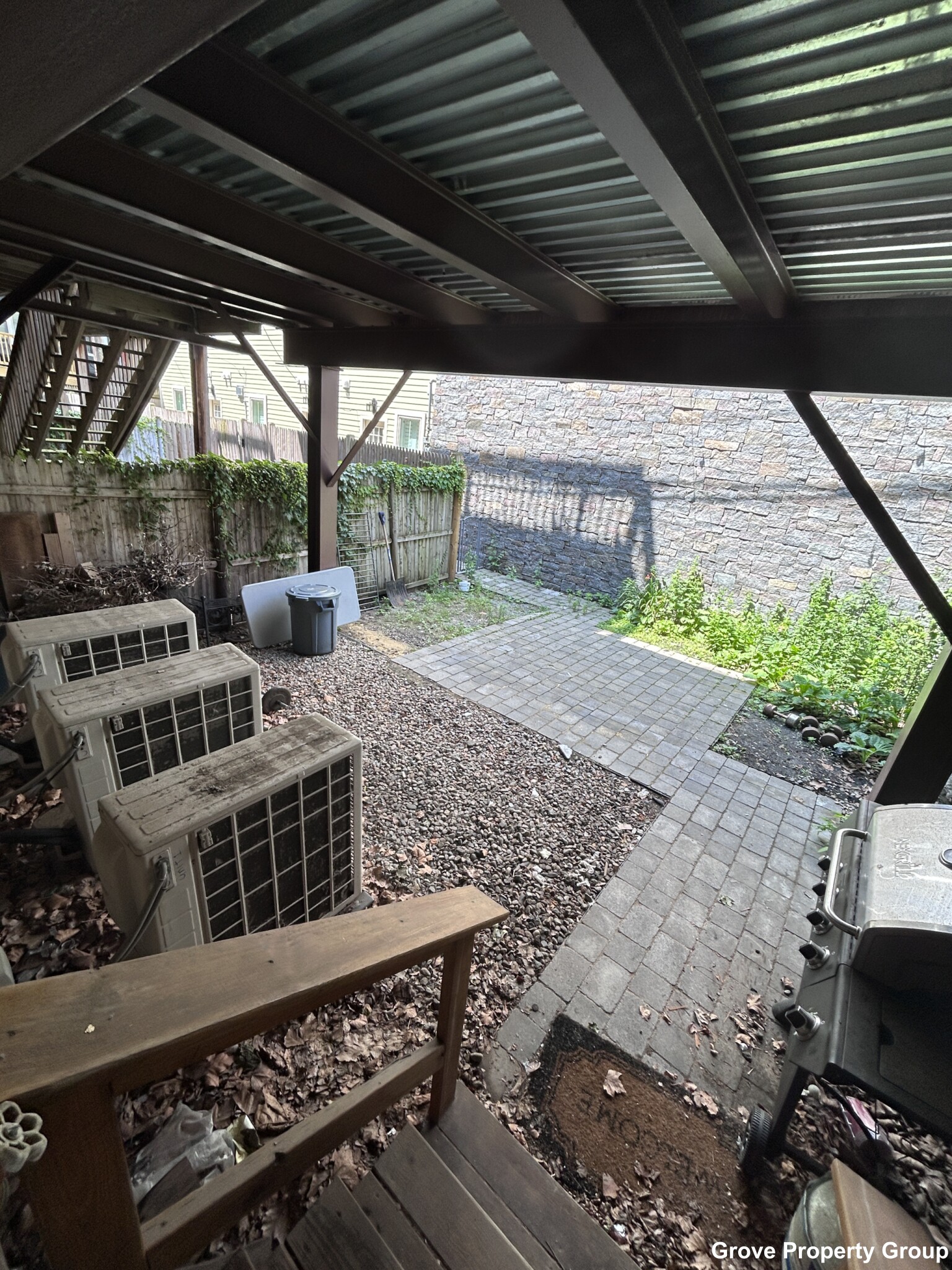 5 Douglas St, South Boston