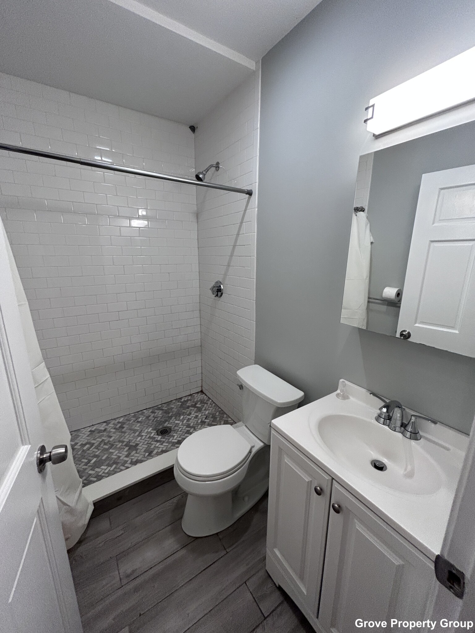 5 Douglas St, South Boston