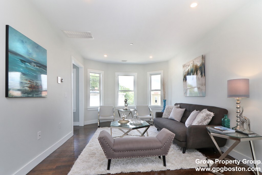 127 Pleasant St, Dorchester