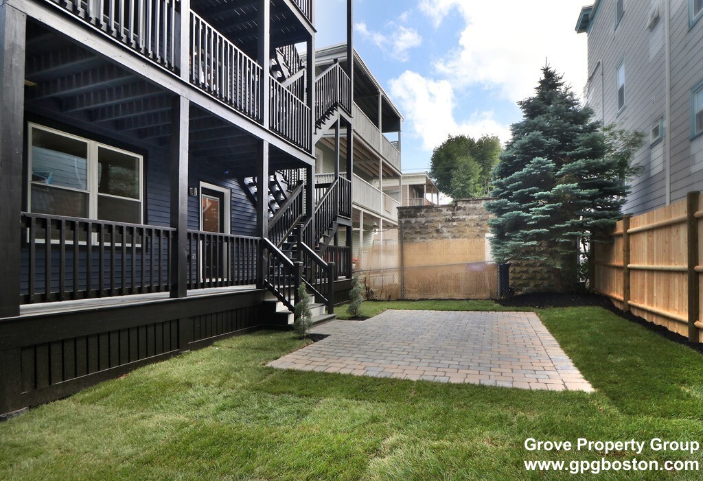 127 Pleasant St, Dorchester