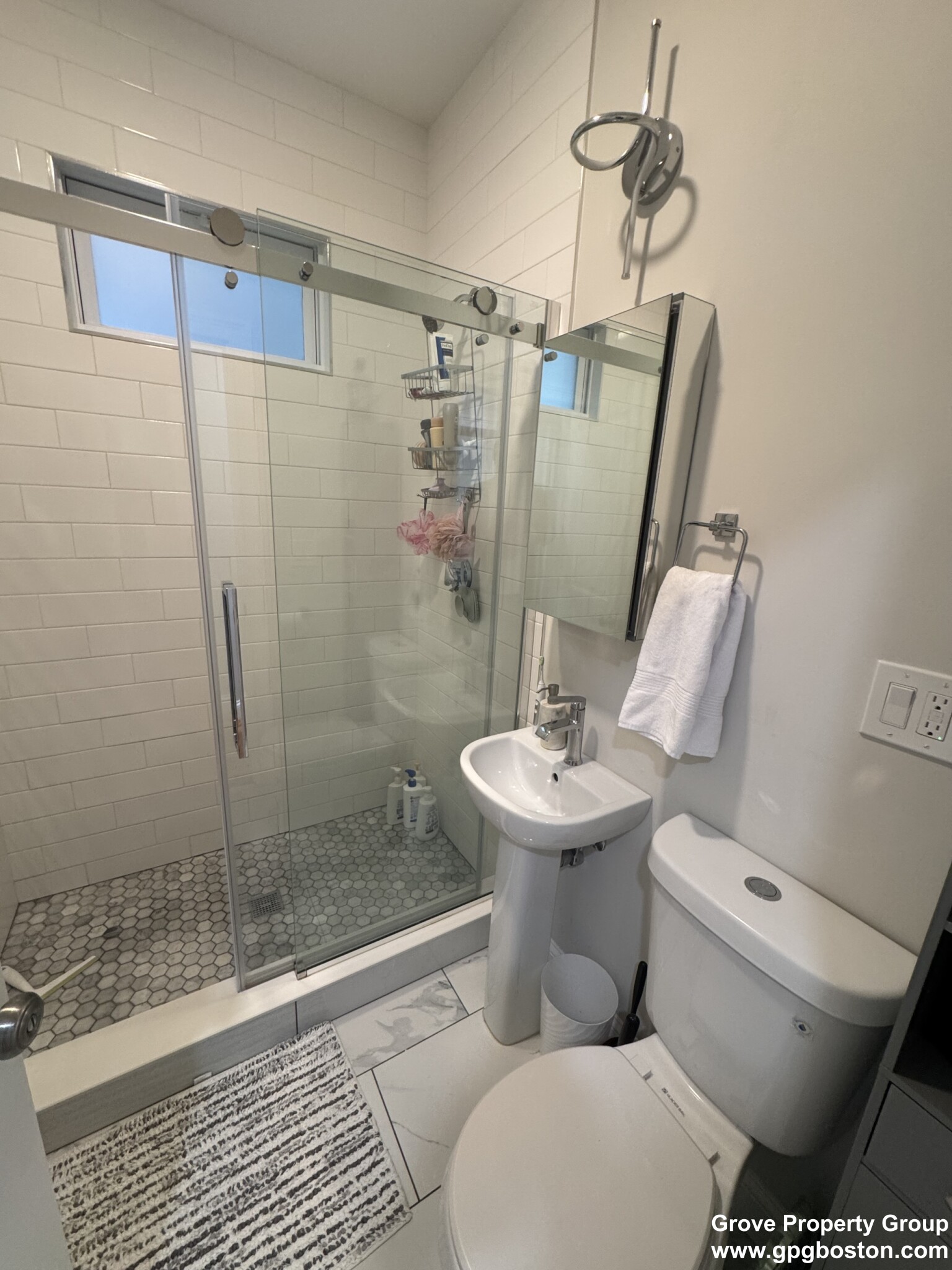 910 East 4th St, South Boston