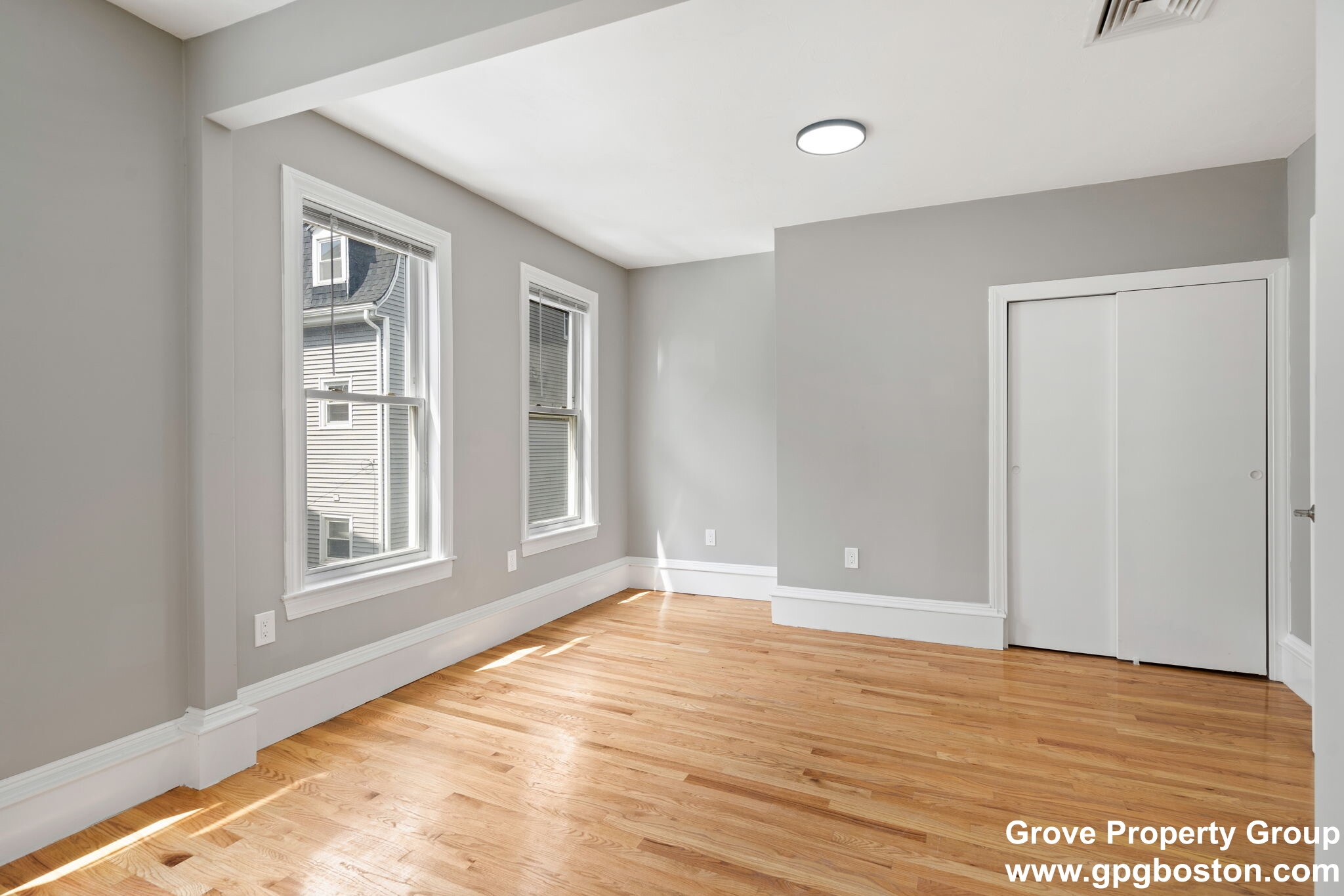 2 Viking St, South Boston