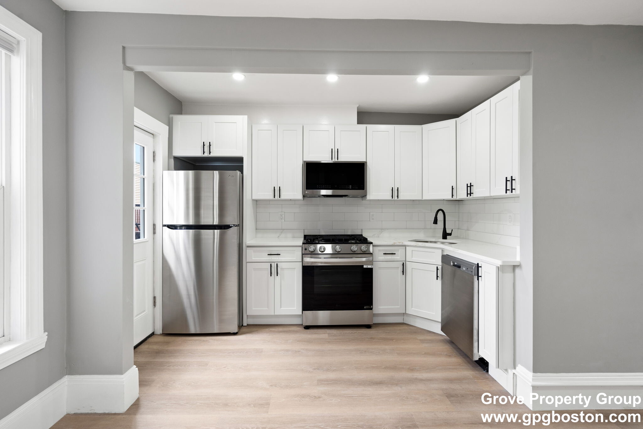 2 Viking St, South Boston