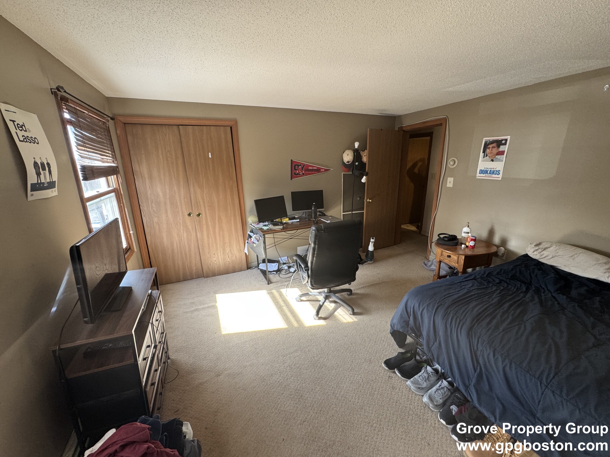 106 West 8th St, South Boston