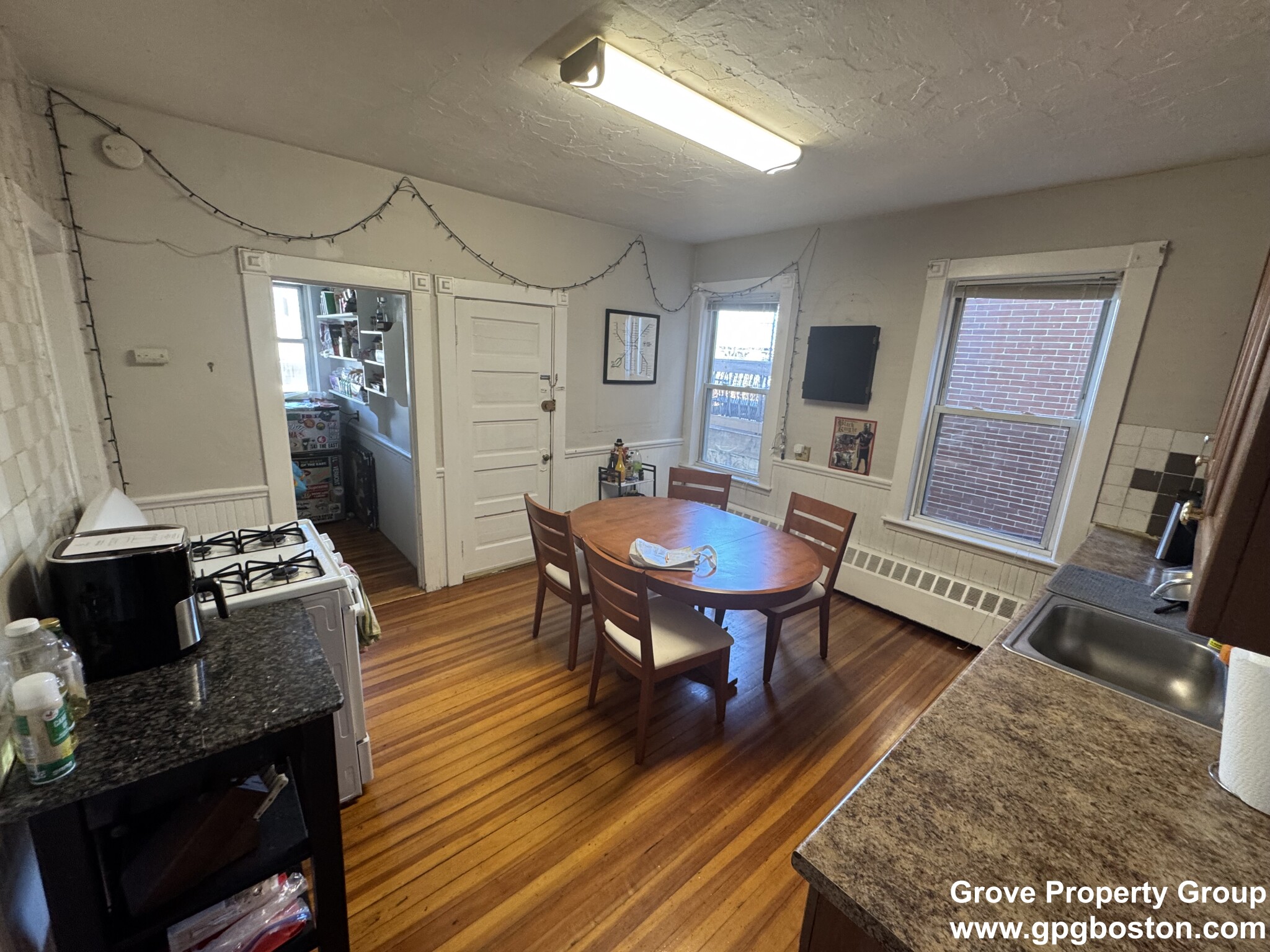 57 M St, South Boston