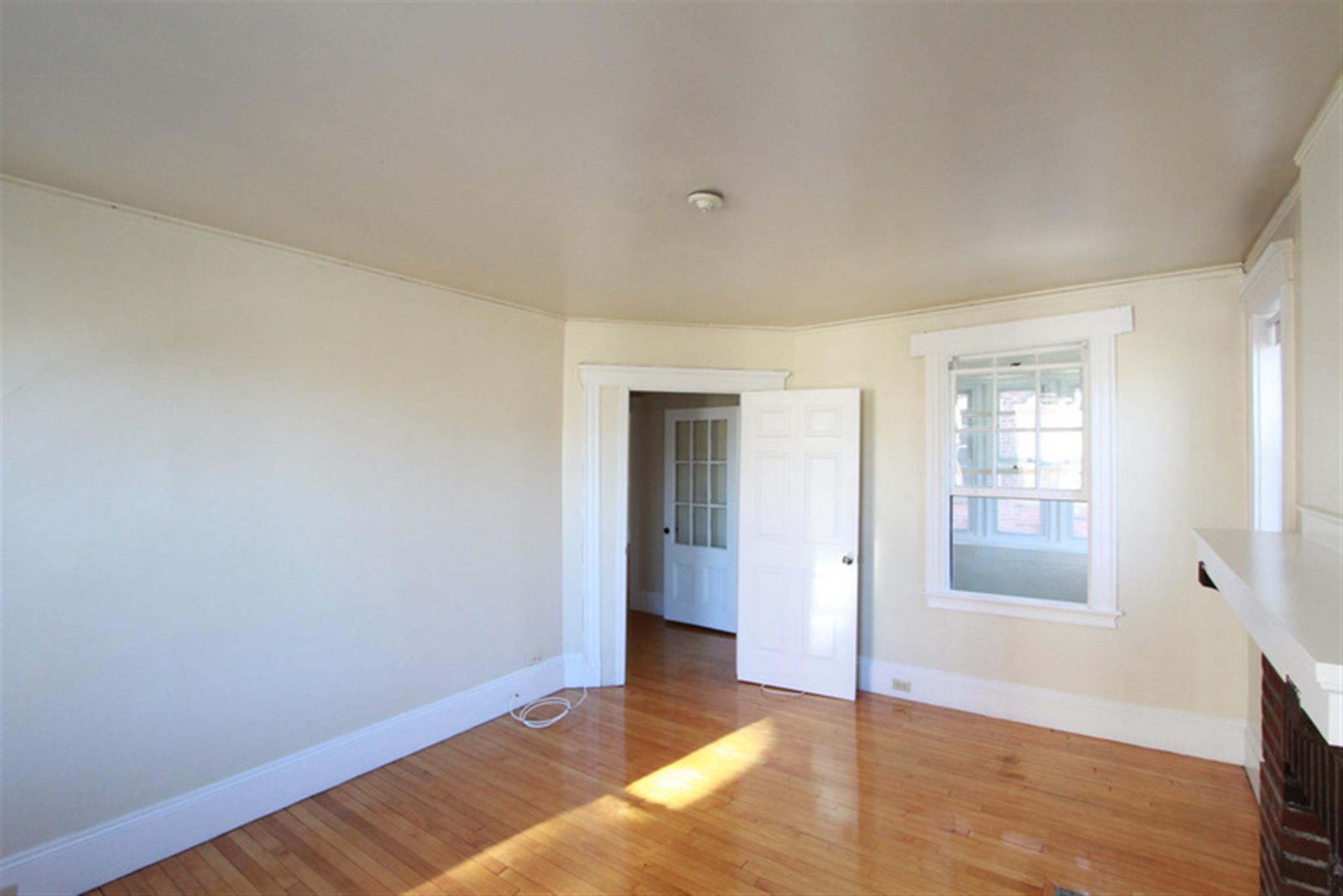 2 bed, 1 bath apartment for rent at 8 Craigie Cir Unit 36, Harvard Square — photo 5 of 20