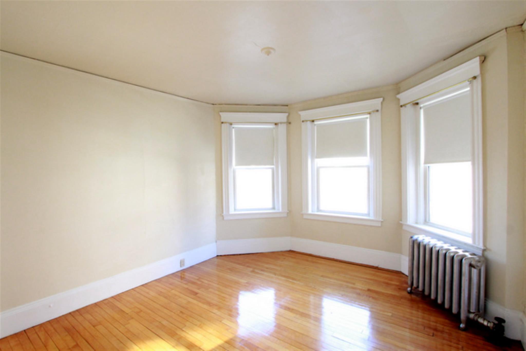 2 bed, 1 bath apartment for rent at 8 Craigie Cir Unit 36, Harvard Square — photo 4 of 20