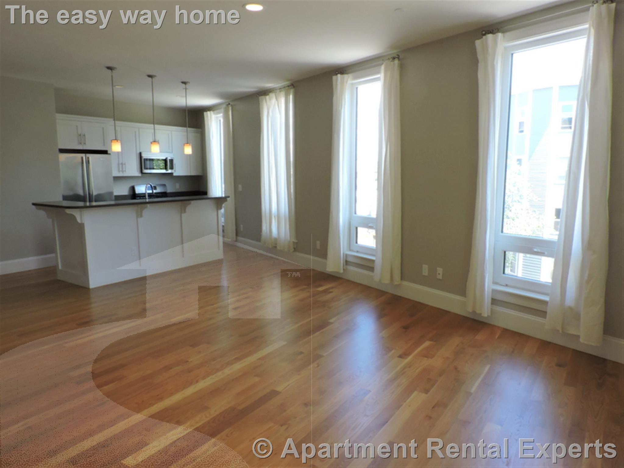 168 Hampshire, Central Square