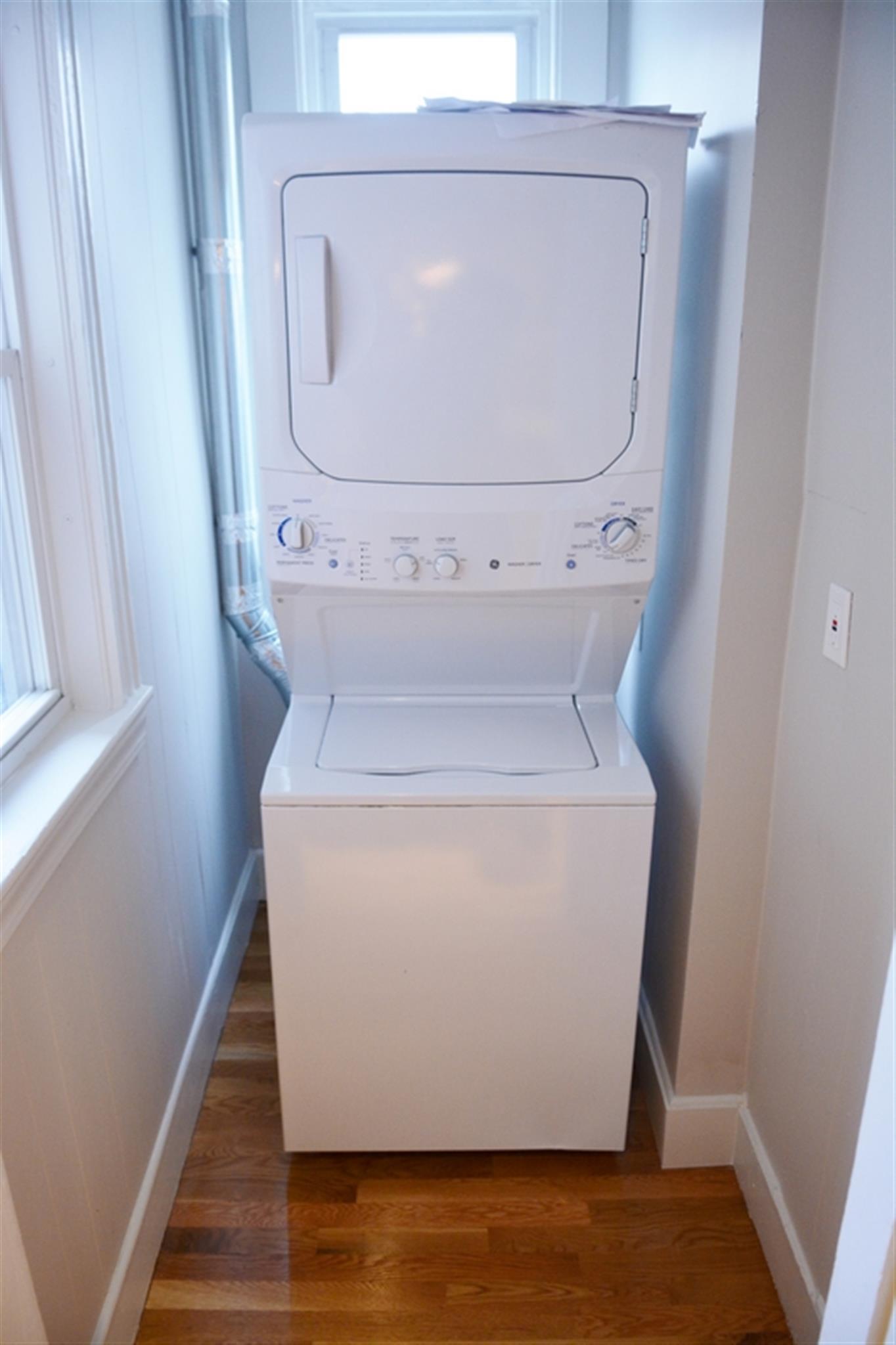 1.5 bed, 1 bath apartment for rent at 59-61 Norris St Unit 1, North Cambridge — photo 9 of 14