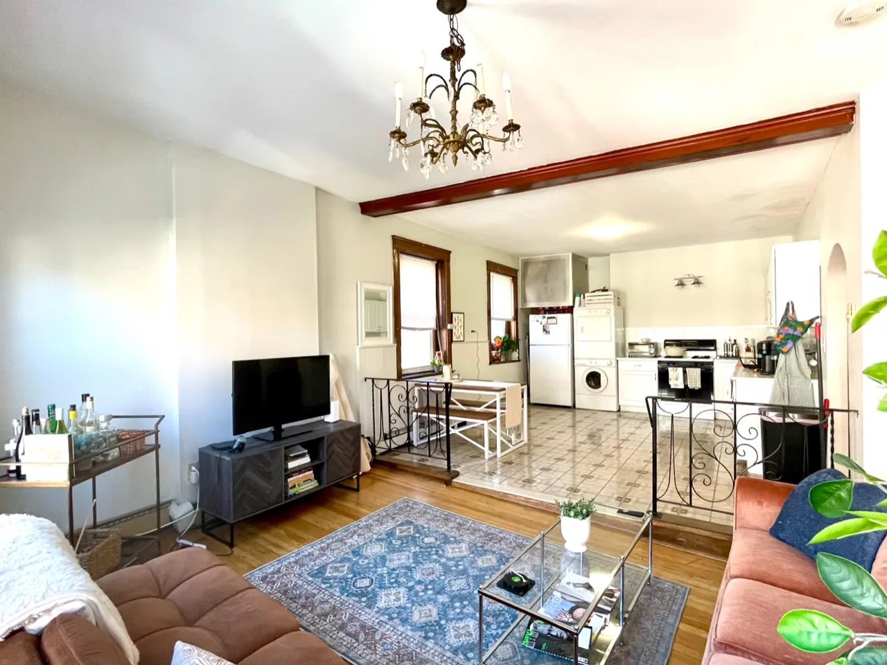 443 Hanover St, North End
