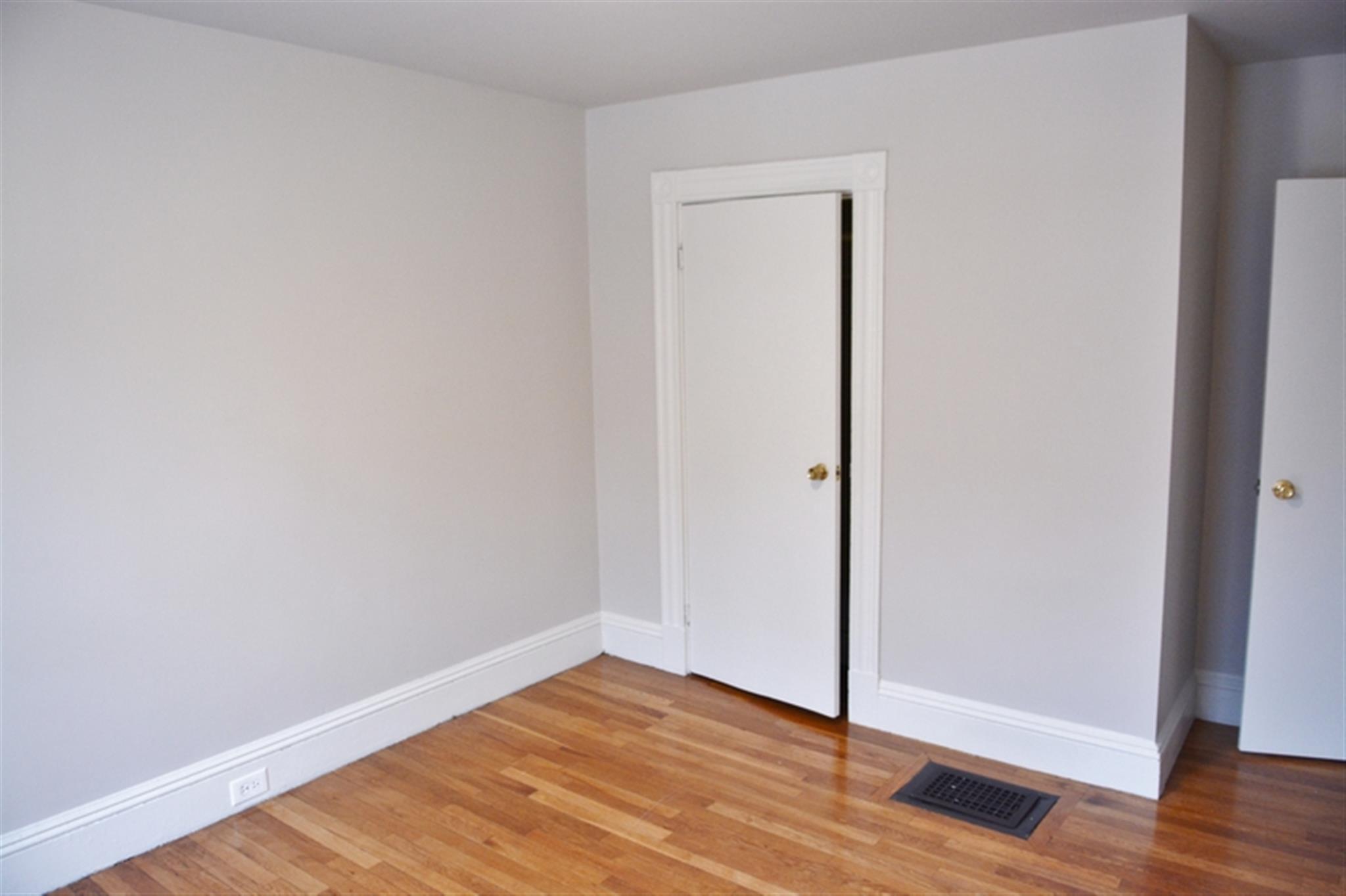 1.5 bed, 1 bath apartment for rent at 59-61 Norris St Unit 1, North Cambridge — photo 12 of 14