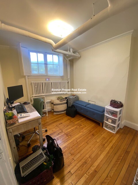 2 bed, 1 bath apartment for rent at 141a Revere St Unit 1, Beacon Hill — photo 7 of 11
