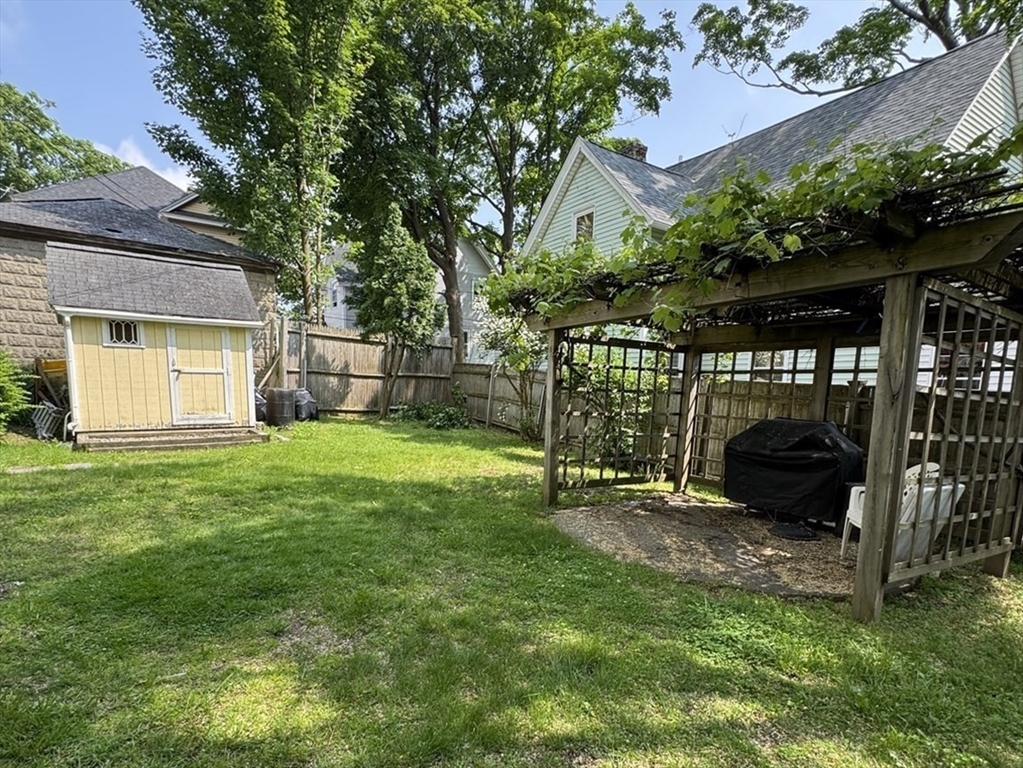 95 May St, West Side