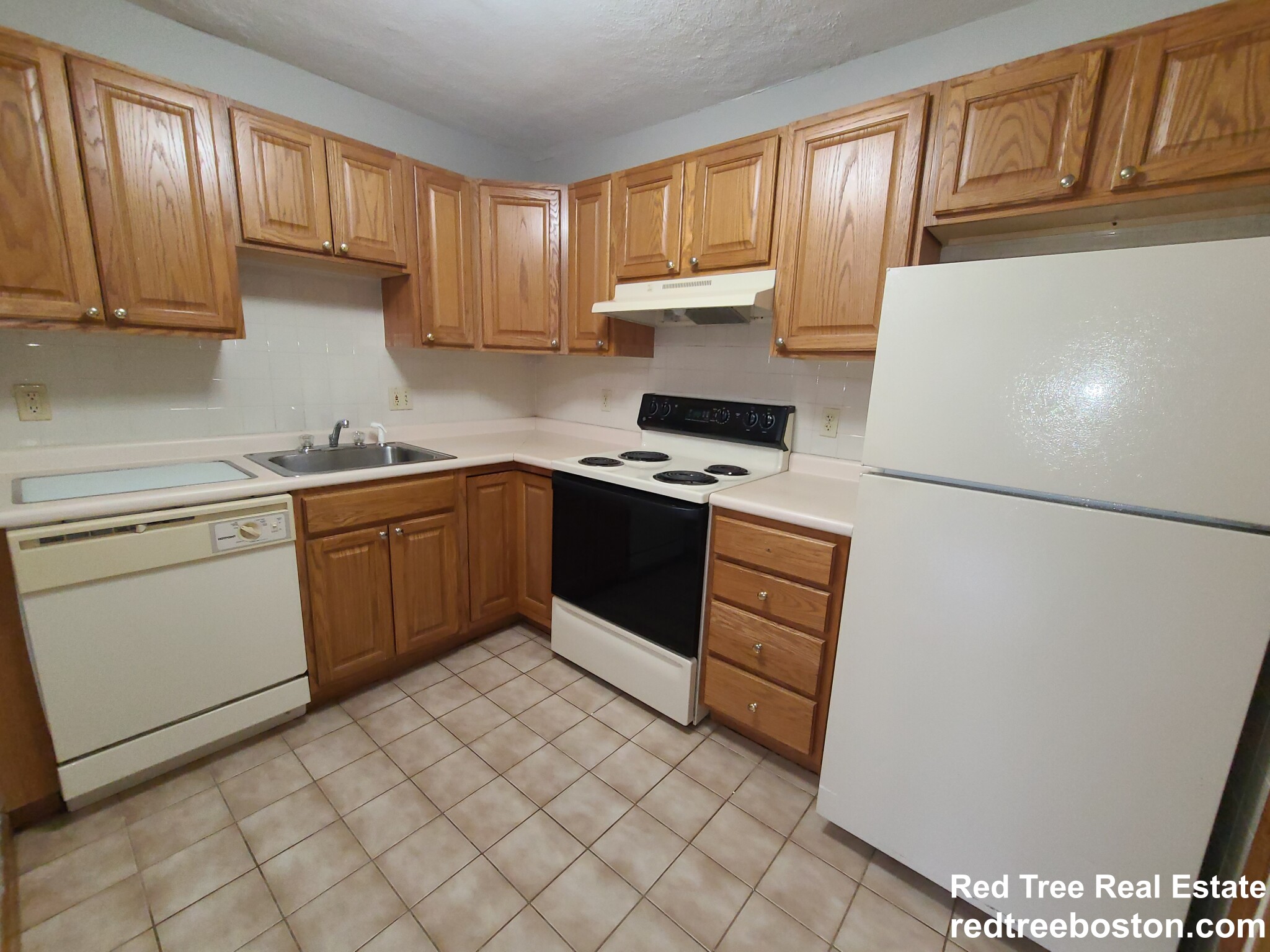 288 Grove St, Auburndale