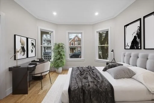 17 Cameron Ave, North Cambridge