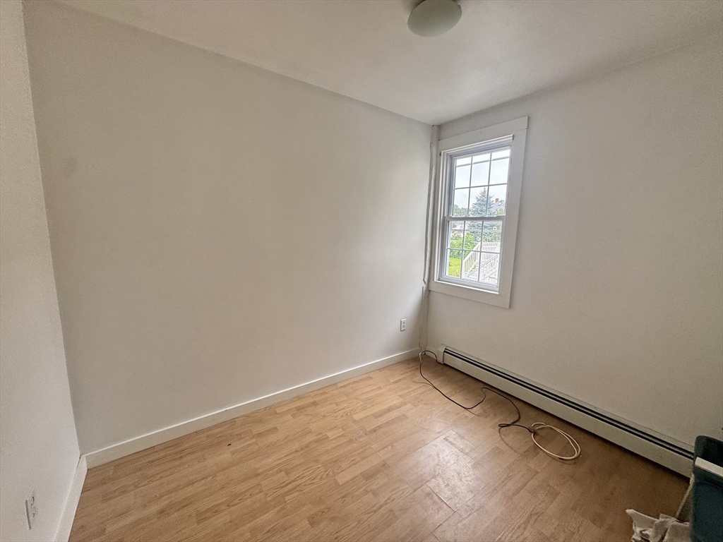 96 Main St, Fairhaven