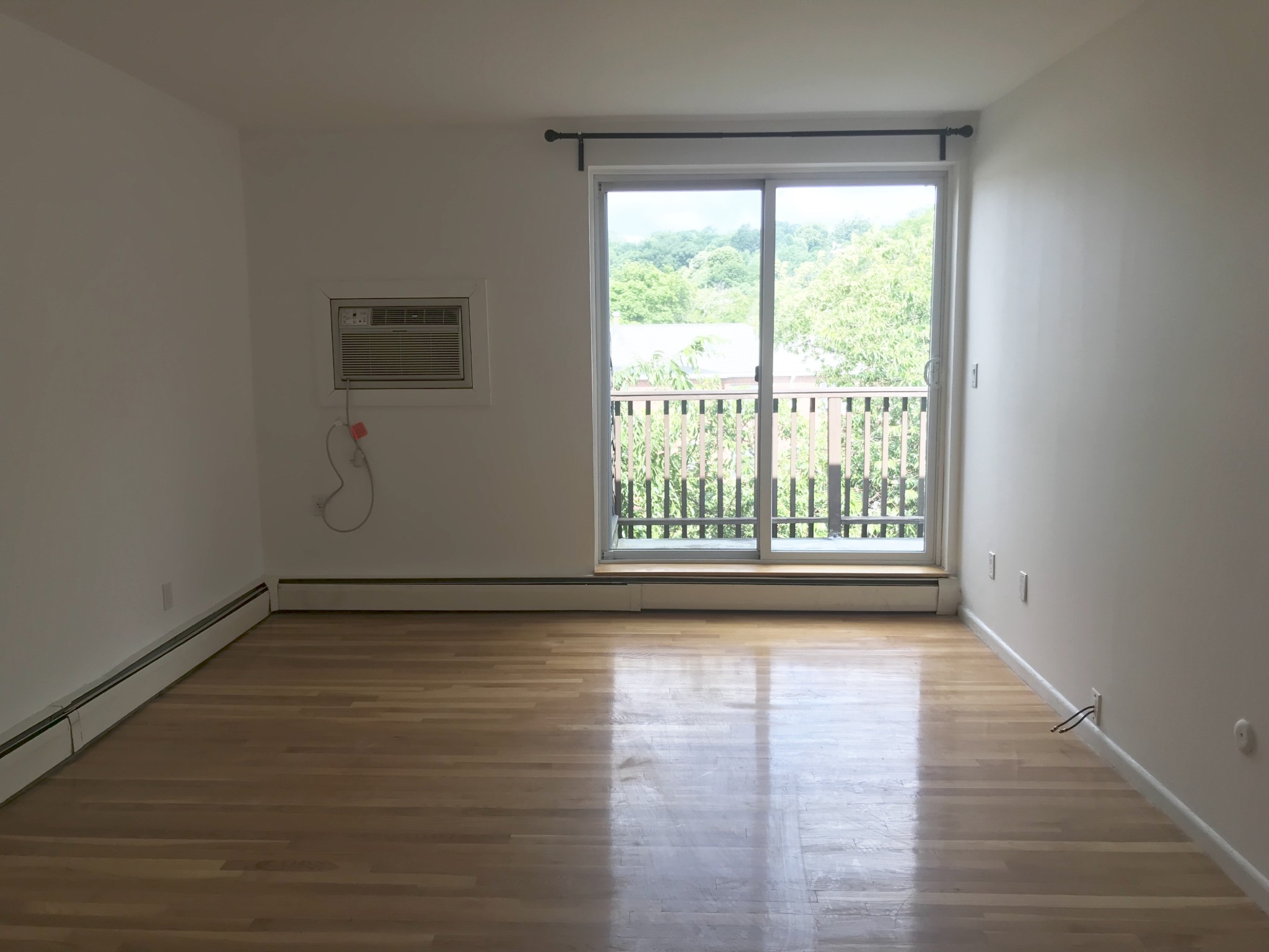 2 bed, 1 bath apartment for rent at 142 Kenrick St Unit 38, Brighton — photo 7 of 8