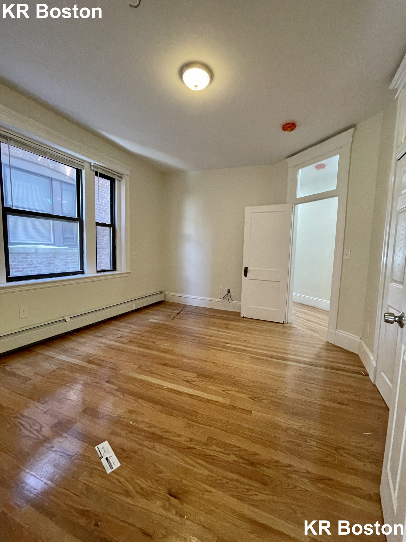 3 bed, 2 bath apartment for rent at 1418 Commonwealth Ave Unit 4, Brighton — photo 2 of 6