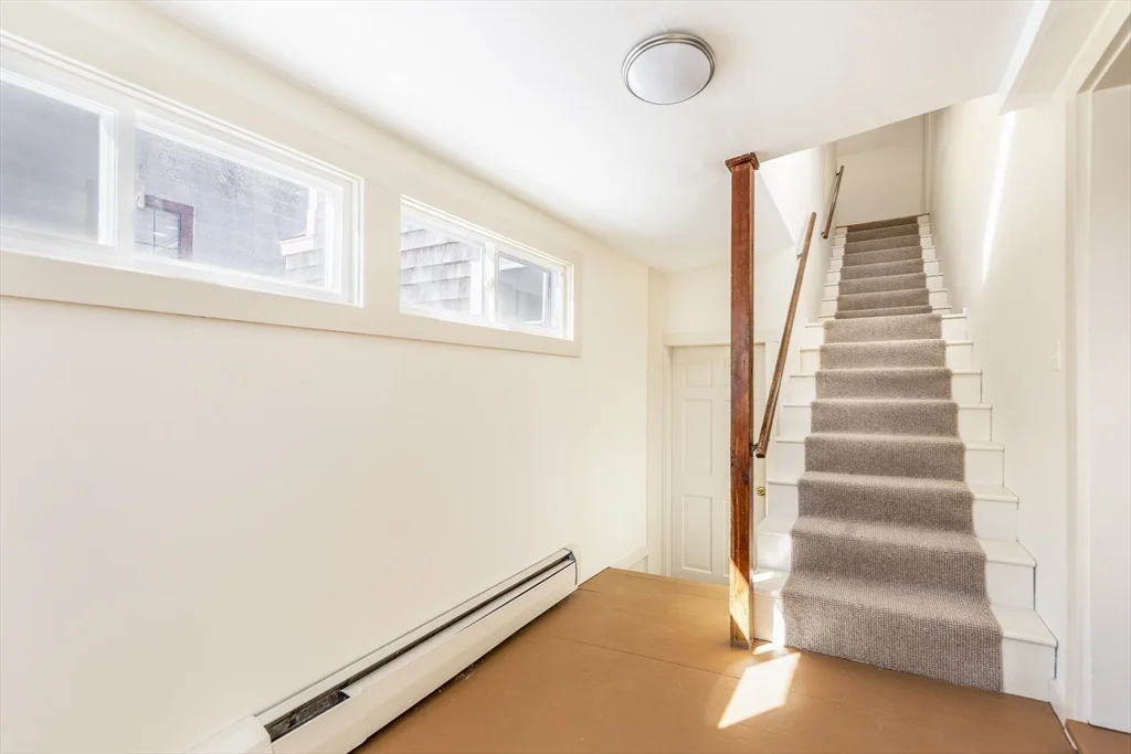 108 Washington St, Old Town