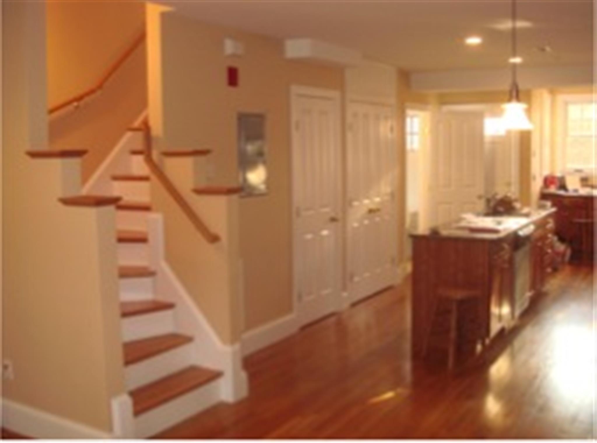 3 bed, 2.5 bath apartment for rent at 32 Elmer St Unit 1, Harvard Square — photo 10 of 15