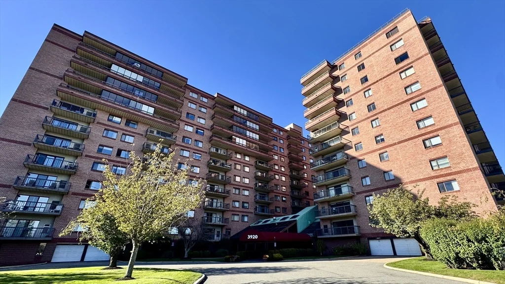 3920 Mystic Valley Pkwy, Medford