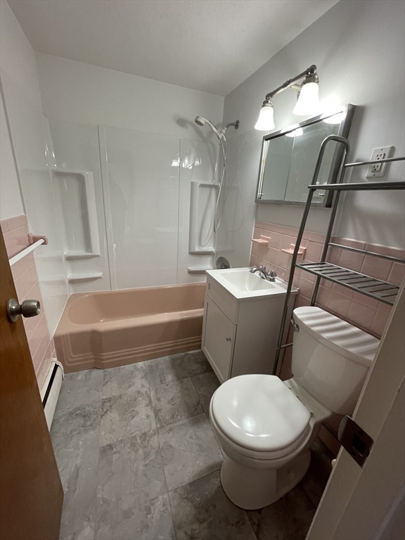 205 Kent St, Longwood