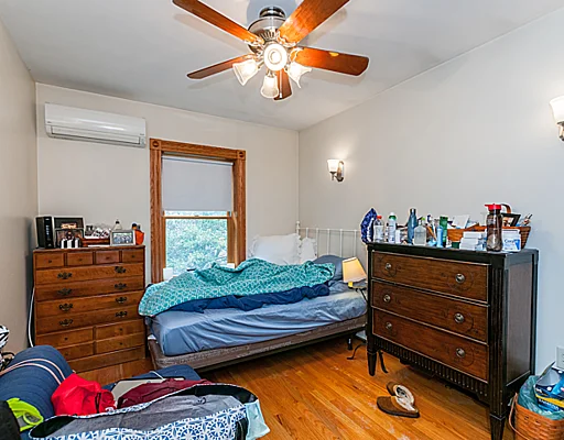 39 Charles St, Beacon Hill