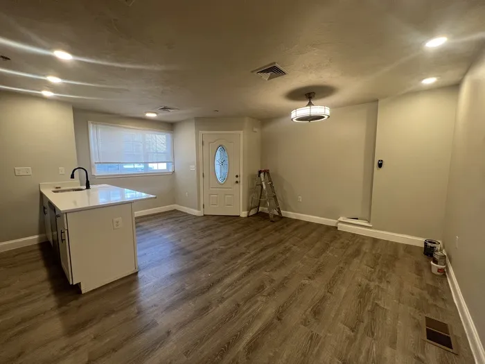 28 Otis St, East Somerville