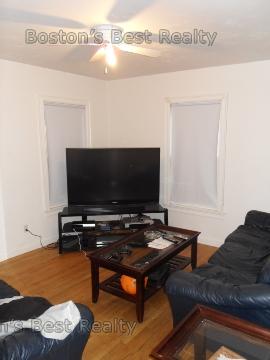 6 bed, 2 bath apartment for rent at 15 Ashford St Unit 2, Allston — photo 4 of 7
