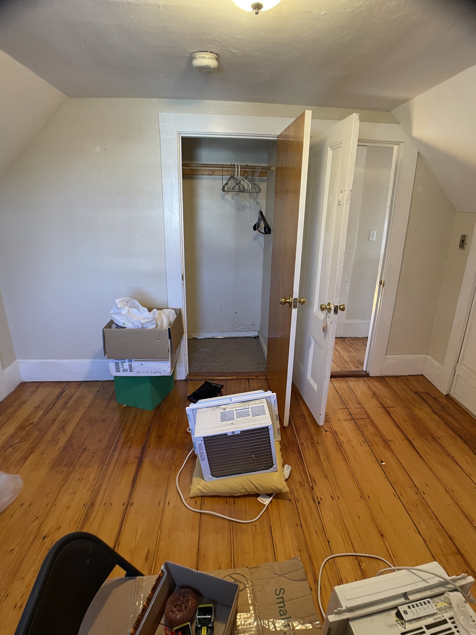 67 Flint St, East Somerville