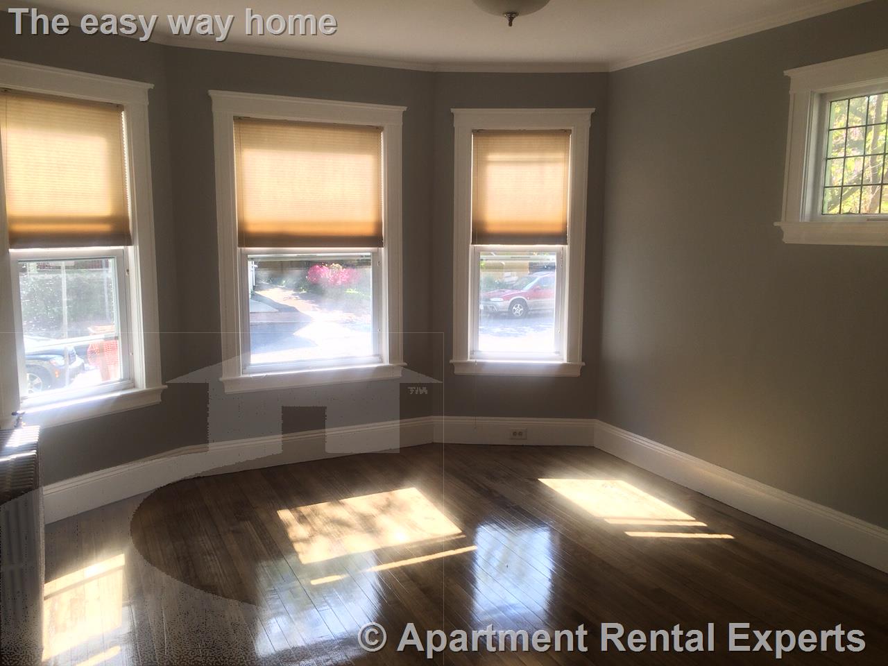 105 Lexington Ave, West Cambridge