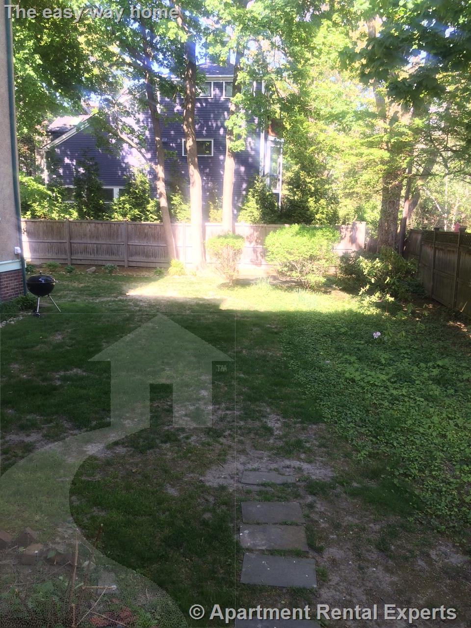 105 Lexington Ave, West Cambridge