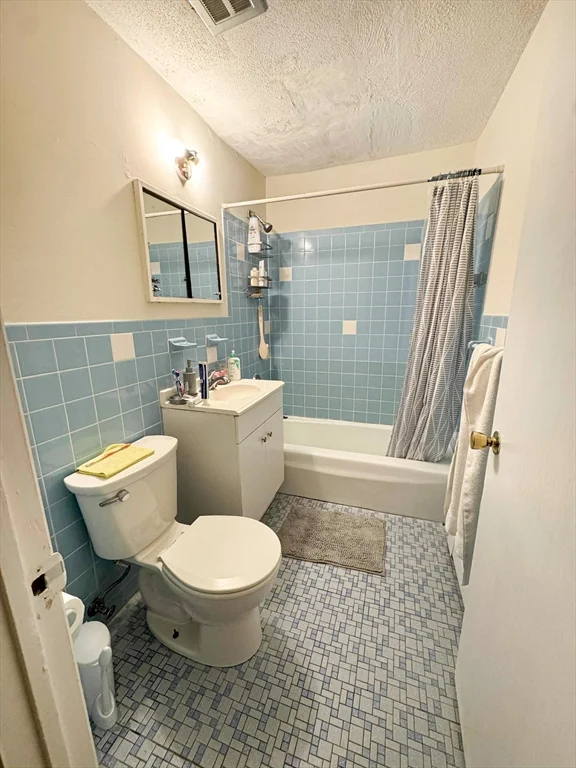 1039 Commonwealth Ave, Allston