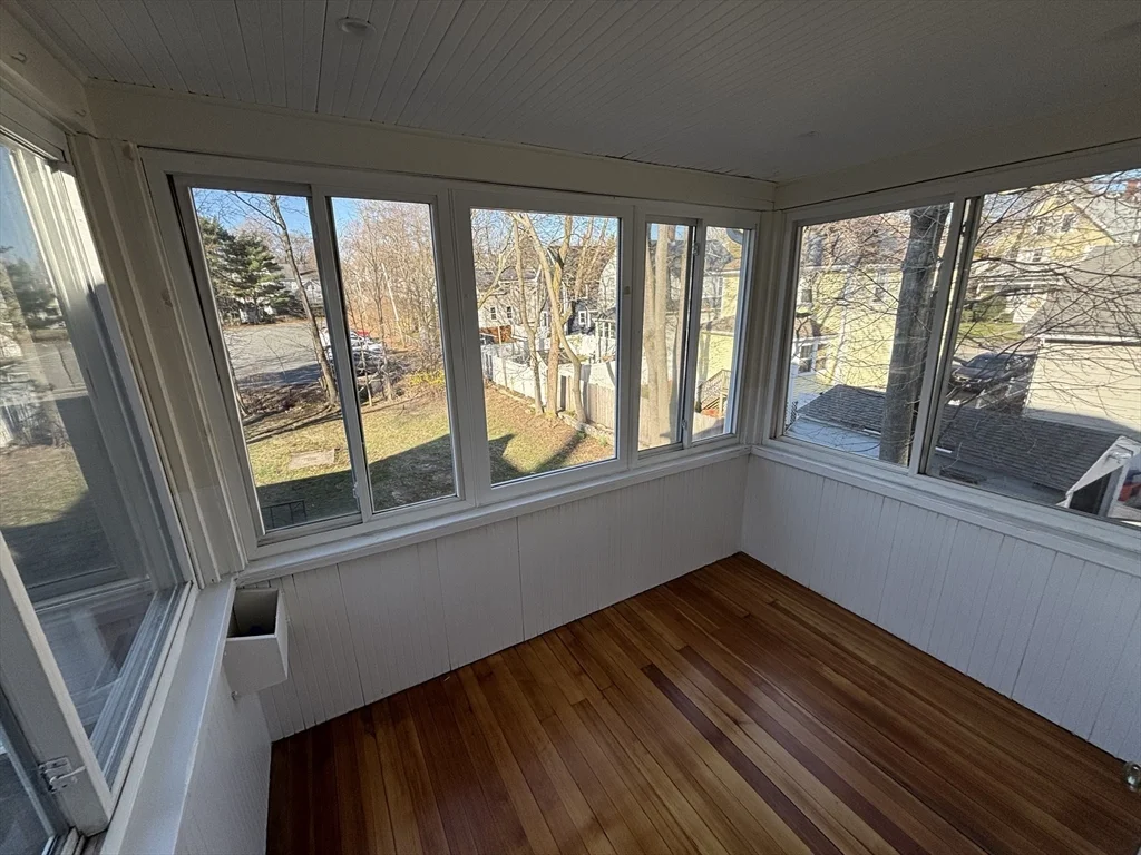 240 Nahatan, Norwood