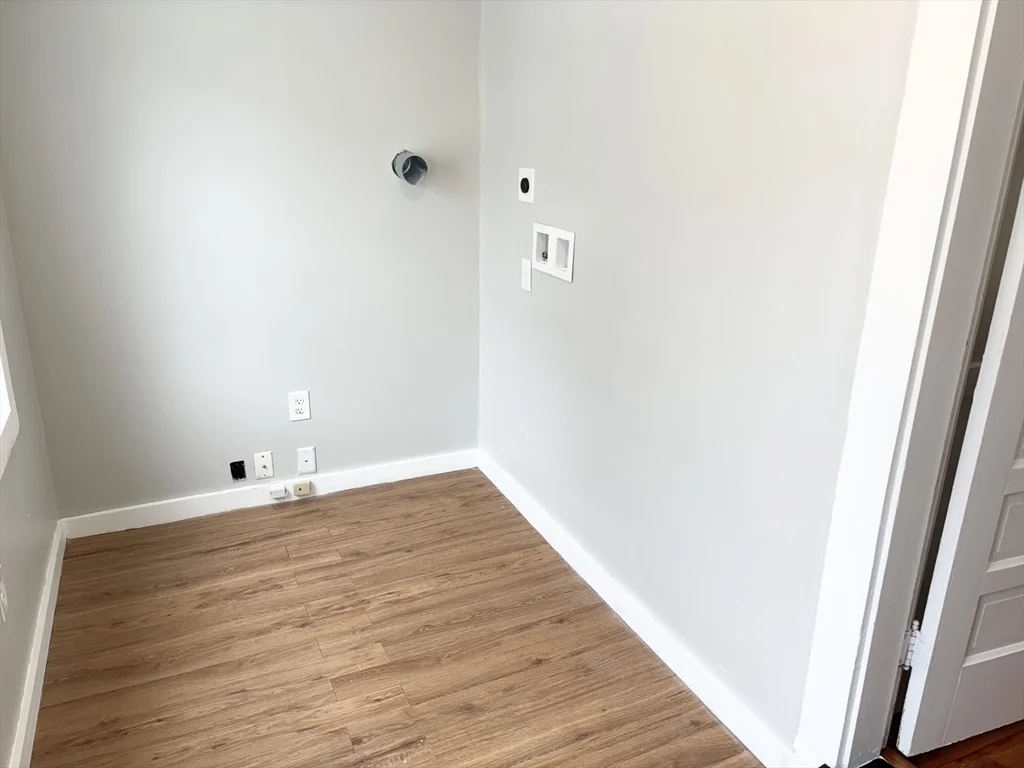 73 Dent St, West Roxbury