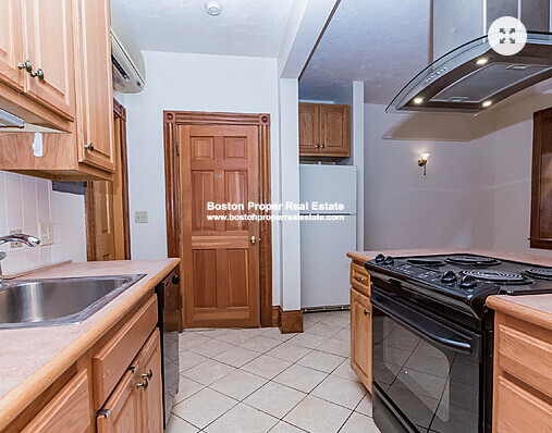 97 Myrtle St, Beacon Hill