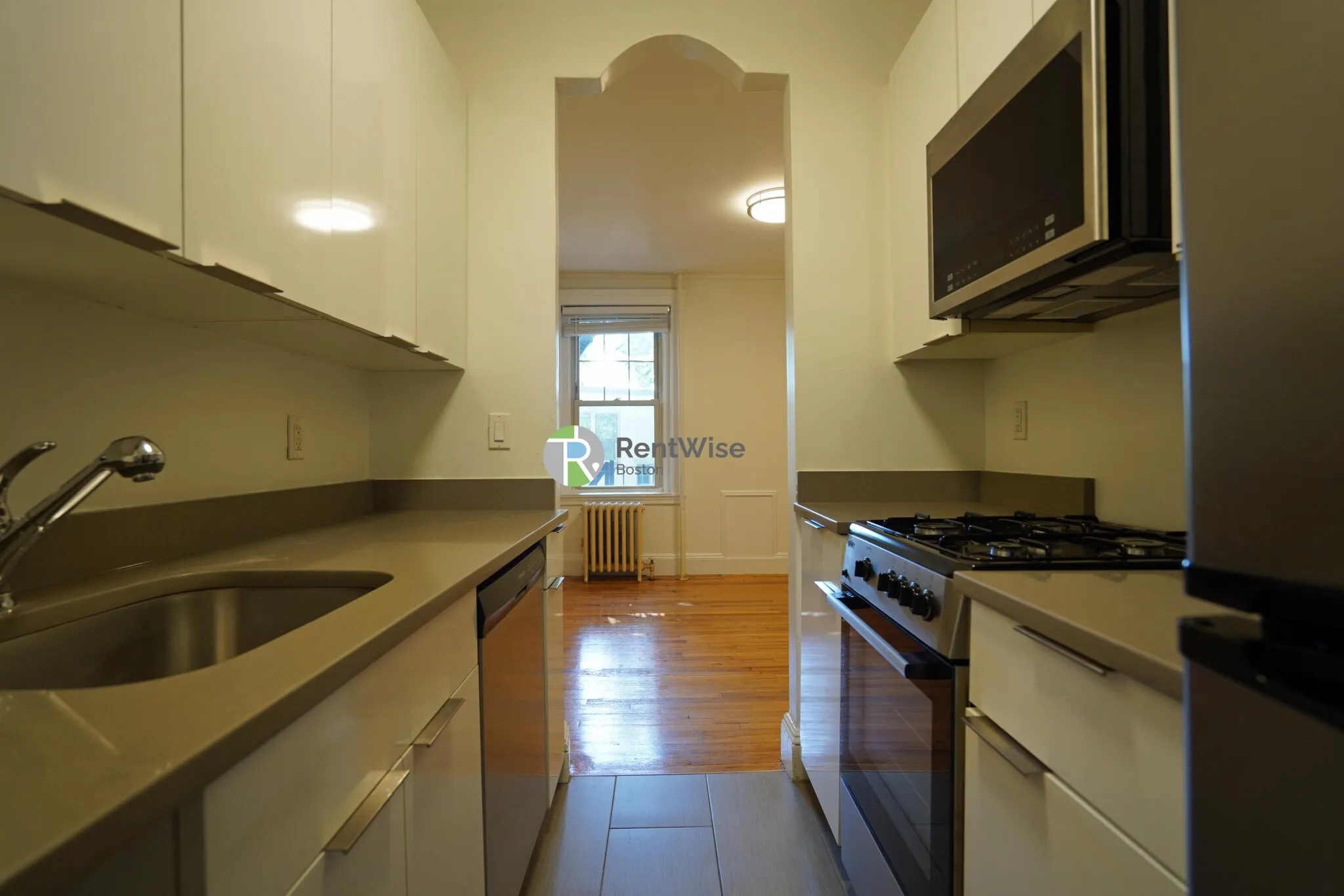 1848 Commonwealth Ave, Brighton