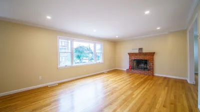 300 Adams St, Nonantum