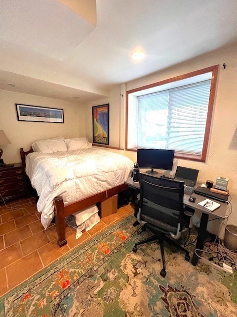 33 Marine Rd, Boston