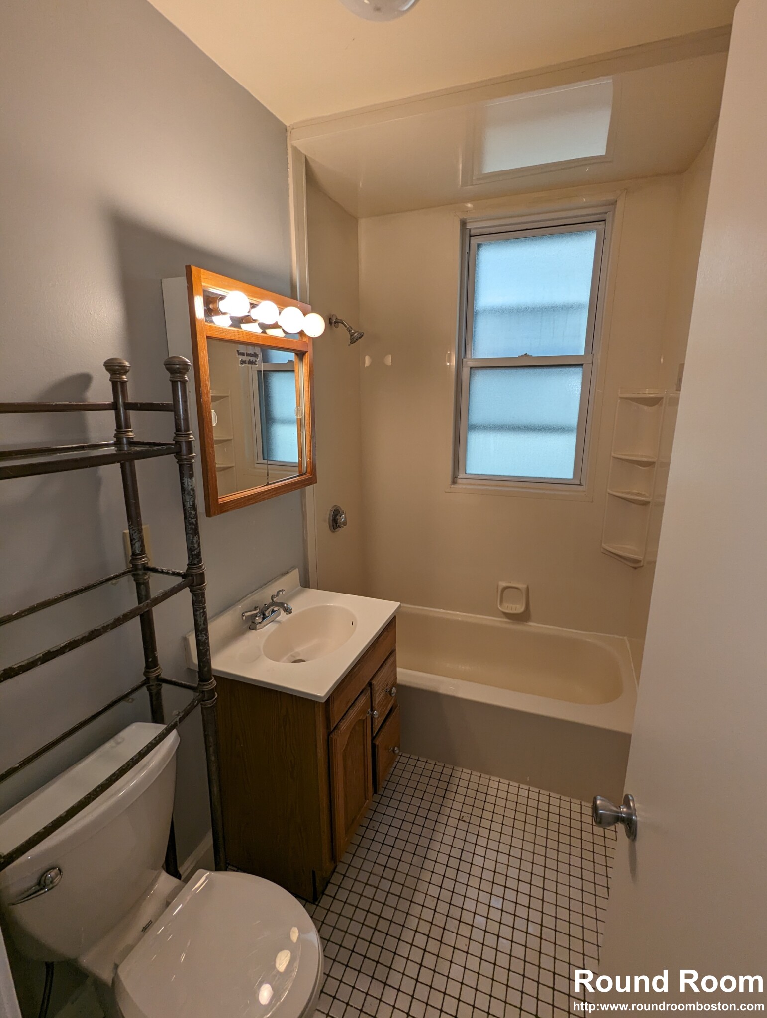 1415 Commonwealth Ave, Brighton