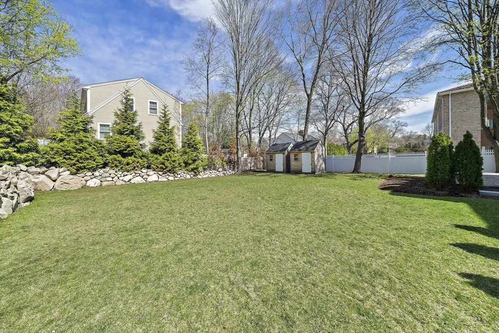 144 Linden St, Wellesley