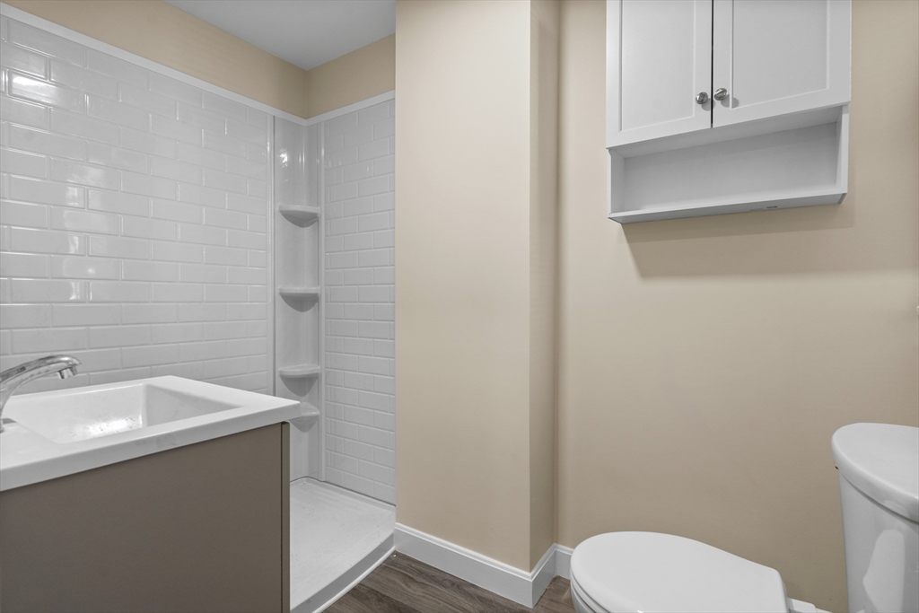 276 W 3rd St, South Boston