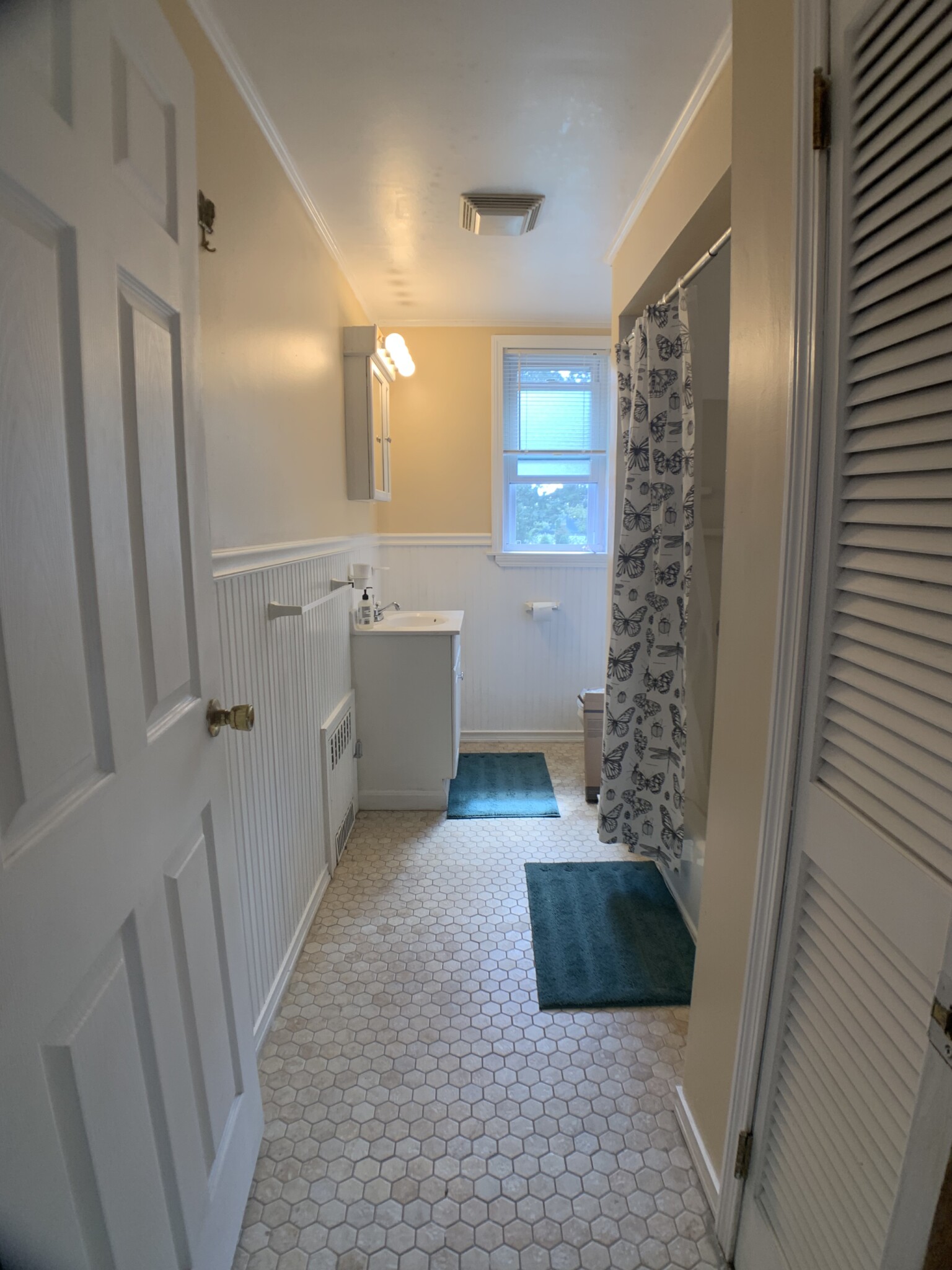 16 Montgomery St, North Cambridge