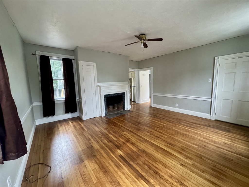 96 Main St, Fairhaven