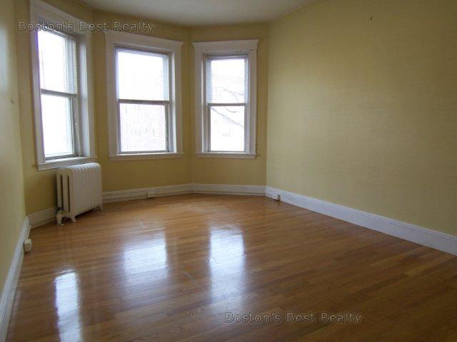 2 bed, 1 bath apartment for rent at 233 Kelton St Unit 6, Brighton — photo 2 of 5