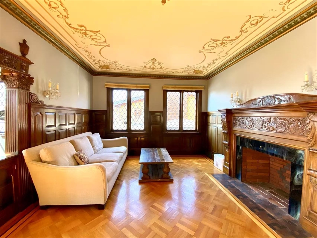 2 Arden Rd, Watertown