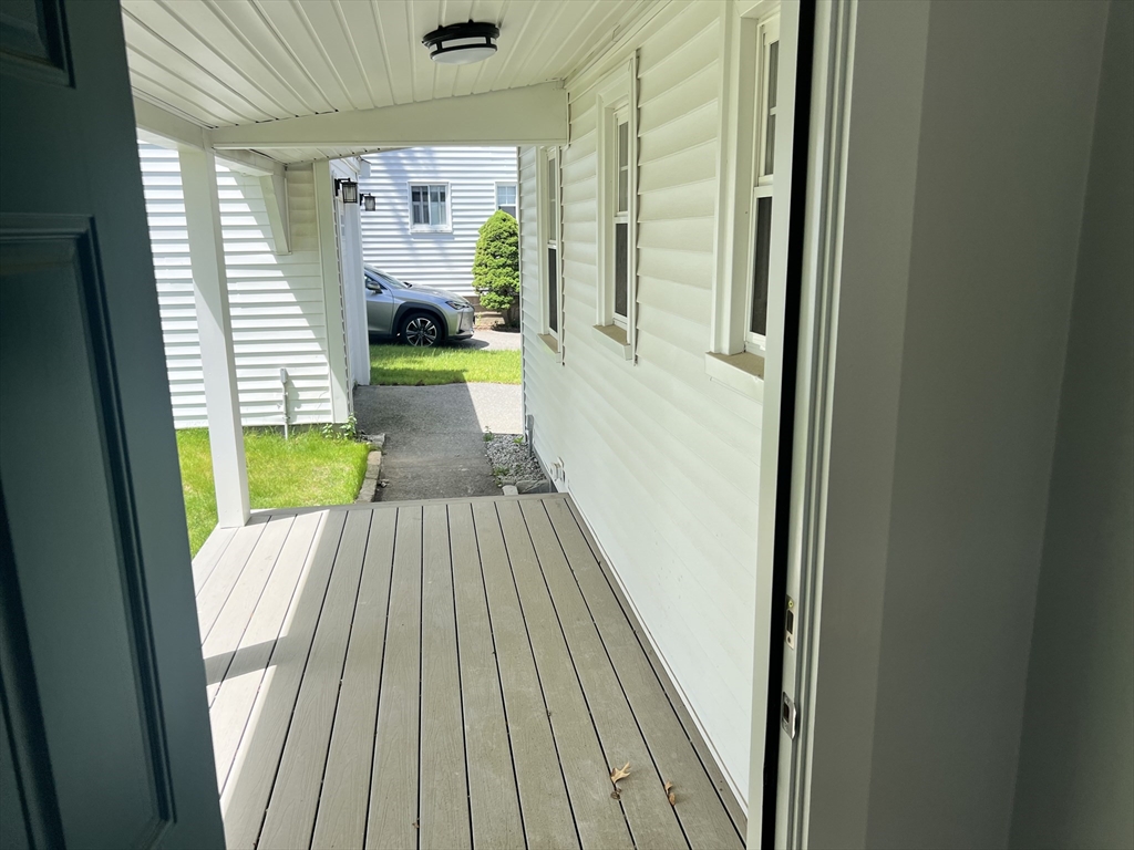 96 Buchanan Rd, West Roxbury